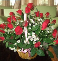 Basket red roses